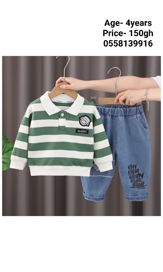 Jean and green polo